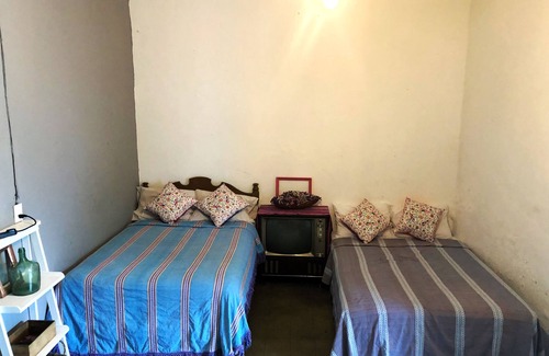 Calzada Madero House | La Frontera Hostel