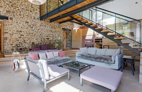 Saint-Pair-sur-Mer House | La Gicquelière by Interhome