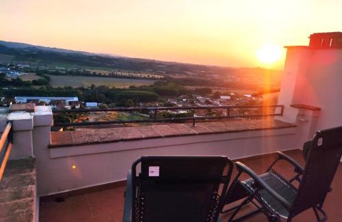 Peccioli Apartment | La grande terrazza, centro borgo