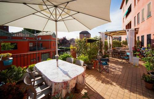 Barona Apartment | La Grande Terrazza MILAN-Navigli-Tortona