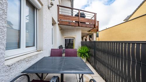 Dijon Apartment | La Grotte Bourguignonne, Terrasse extérieure