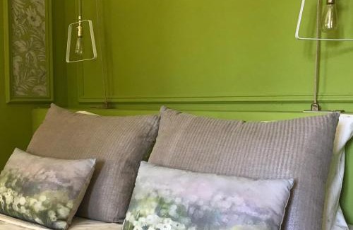 Loriol-sur-Drome Bed & Breakfast | La Guérimande