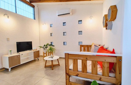 Vistalba House | "La Isolina", a bright and warm house on the wine roads.
