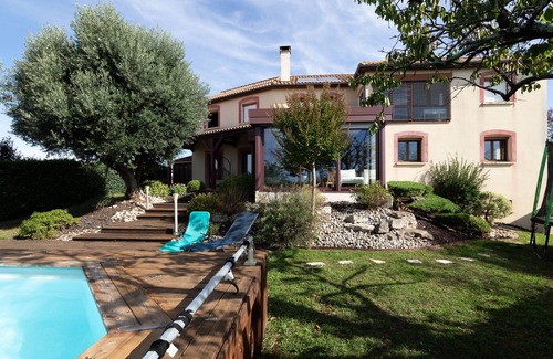 Tour Chabot Gavacherie House | La Jolie Niortaise - Avec piscine
