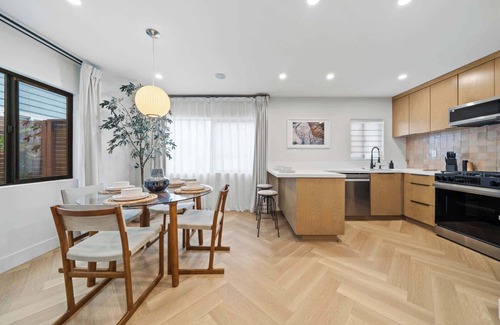 Village of La Jolla House | La Jolla Luxury 2BR | Tesla Charger + Parking
