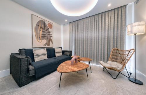 Puerto del Carmen House | la Joya Suites- near the beach