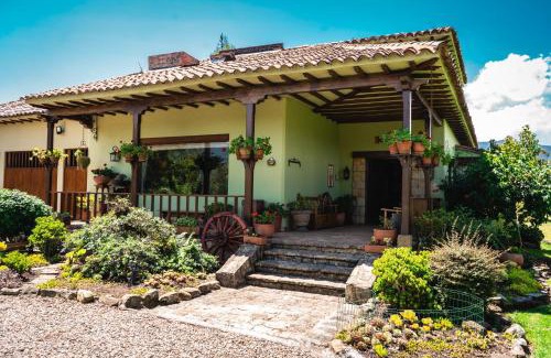 La Calera Villa | La Lomita