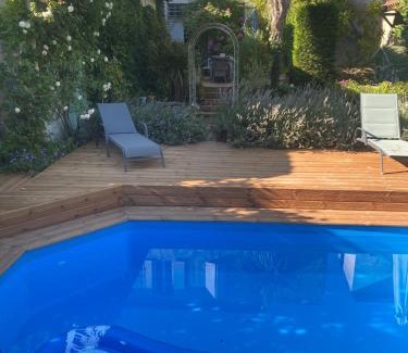 Barbaste Bed & Breakfast | La Maison 64 Chambre D'Hôtes