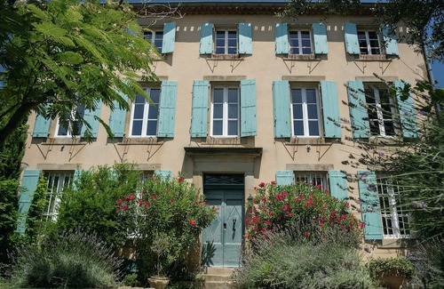 Villegailhenc House | “La Maison” A Secret Garden Oasis for groups of 20-30