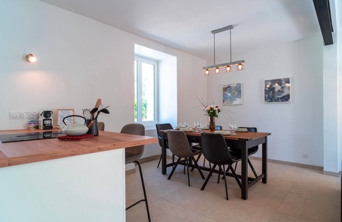 Le Tour-du-Parc House | La Maison des chemins - A pied des sentiers côtiers
