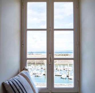 Flamanville Apartment | La Maison du Vieux Port