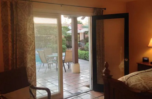 Deepwell Estates House | La Maison Palm Springs - Upstairs King #10
