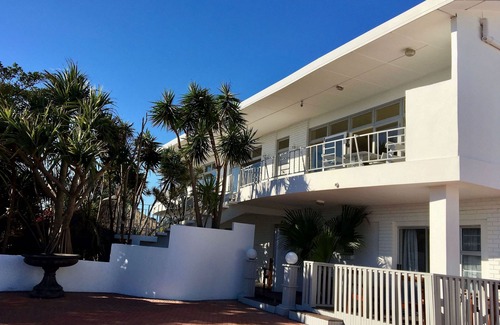 Humewood Hotel | La Mer Guesthouse