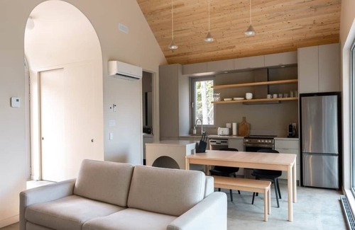 Amherst Ski Chalet | La Niche Kanata Tremblant (260 Retour-aux-Sources)