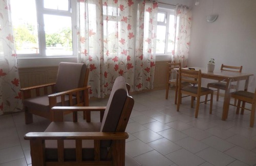 Forest Side Apartment | La Péninsule - Town Apartment in Curepipe 2