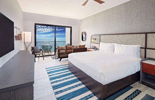 San Jose del Cabo Hotel | La Pacifica Los Cabos, a Hilton Club - Studio Premier Plus with Full Ocean Views