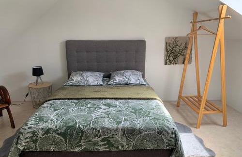 Yvre-l'Eveque House | La Parencelle, proche Boulerie Jump, PEC, Circuit