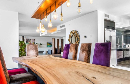 Santa Eulalia del Rio House | La Perla de Ibiza (Luxe Vibes)