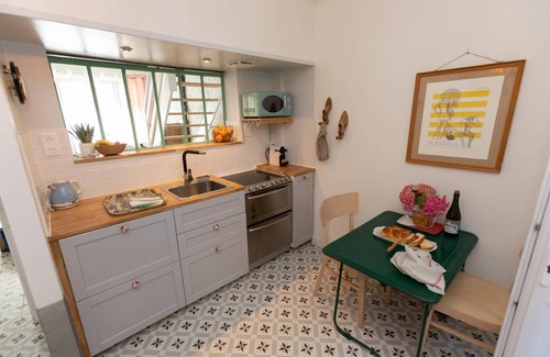 Binic Apartment | "La Petite Epicerie" right in the harbour, 200m from the beach with small terrace