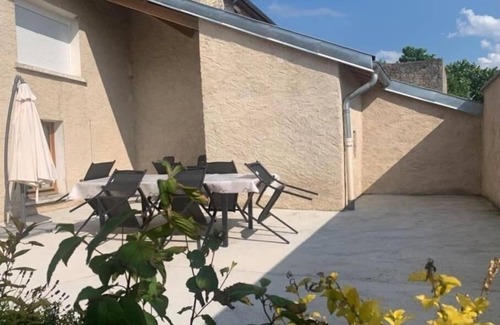 Haroue House | La Petite Maison