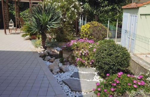 Ceriale Villa | La piccola oasi tra sole e mare