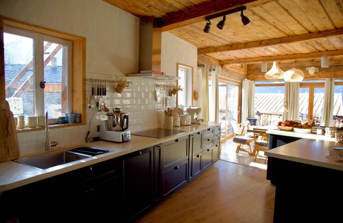 Sainte-Foy-Tarentaise Ski Chalet | La Pommeraie - Large 7 bedroom ski mountain chalet