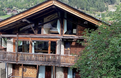 Sainte-Foy-Tarentaise Ski Chalet | La Pommeraie - Large 7 bedroom ski mountain chalet