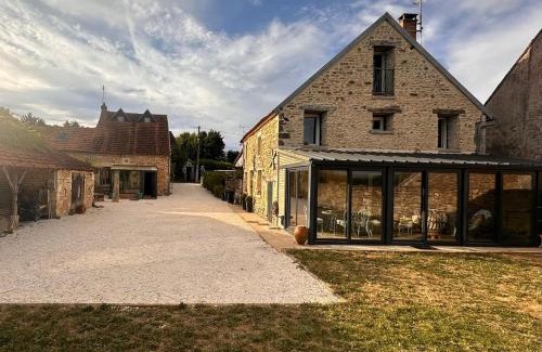 Lainsecq House | La Pompagne 12 personnes piscine privée et chauffée