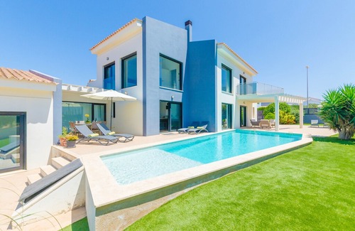 Sa Torre Villa | La Primera - Three Bedroom Villa, Sleeps 6