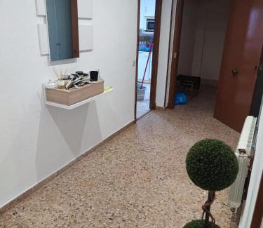 Cardenas Apartment | La puerta del Valle Gran piso de 130 m entero para ti y tu familia o amigos