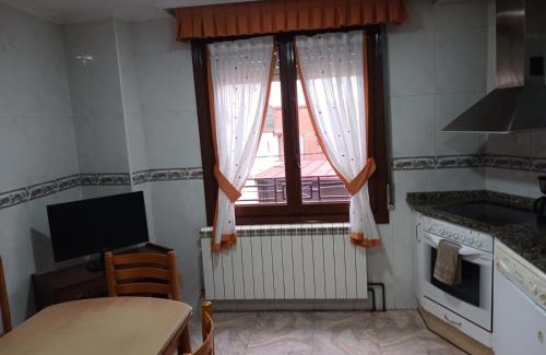 Cardenas Apartment | La puerta del Valle Gran piso de 130 m entero para ti y tu familia o amigos
