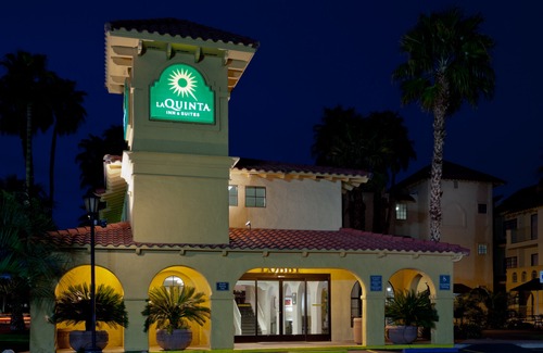 Las Vegas Hotel | La Quinta by Wyndham Las Vegas Airport N Conv.