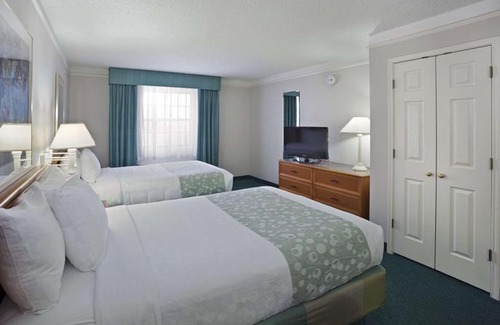 North Central Omaha Hotel | La Quinta Inn Omaha West