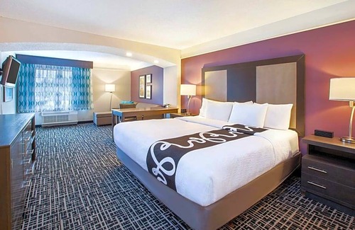 Florence Hotel | La Quinta Inn & Suites by Wyndham Cincinnati Airpt Florence