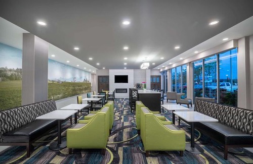 West Memphis Hotel | La Quinta Inn & Suites West Memphis
