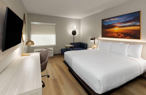 DeSoto Hotel | La Quinta Inn & Suites by Wyndham DeSoto