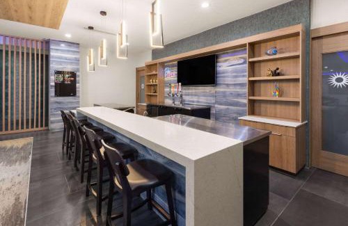 El Dorado West Hotel | La Quinta Inn & Suites by Wyndham El Paso East Loop-375