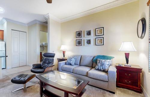 Village Apartment | La Quinta Leisure