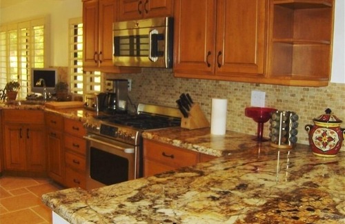 La Quinta House | La Quinta Resort Remodeled on 10th Fairway 3 bedroom 3.5 bath