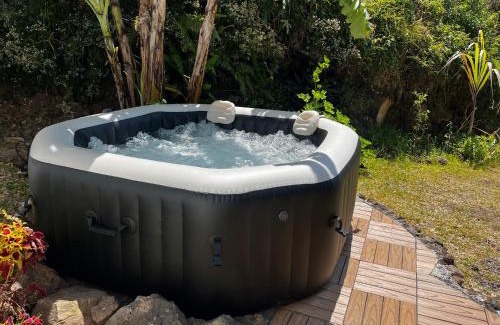 Petite-ÃŽle House | La Ravine, Luxe, avec Jacuzzi, Vue unique et Lit à eau
