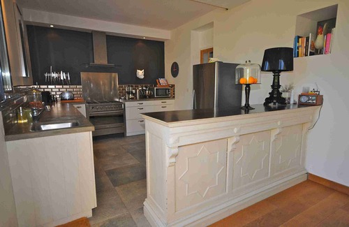 La Rochelle Villa | La Rochelle house, swimming pool, quiet residential area near downtown