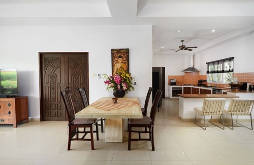 Ban Saiyuan Villa | La Romanee Beautiful Pool Villa 3BR