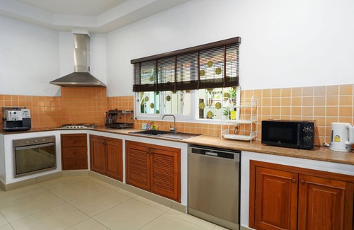 Ban Saiyuan Villa | La Romanee Beautiful Pool Villa 3BR