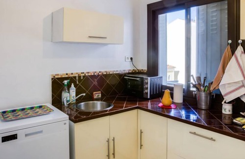 Hyeres City Centre Apartment | La Roseraie 1 by Interhome