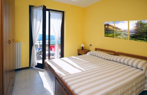 Morele Apartment | La Rotonda by Interhome