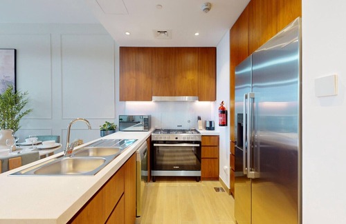 Dubai Apartment | La Sirene 3 - Elegant Two Bedroom in Jumeirah 1