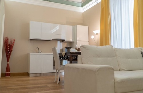 Borgo-Sanzio Apartment | La Somnambula del Duca di Sarro