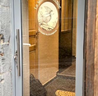 Lobbes Apartment | La Suite d'Ondine