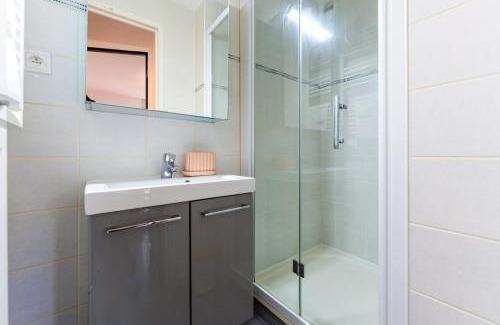 Nancy City Centre Apartment | La Suite Luna, détente et jacuzzi privé à Nancy