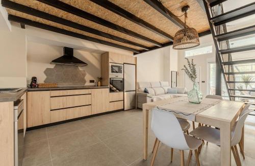 Benicalap Apartment | La Suite Mediterránea - Housevanlive